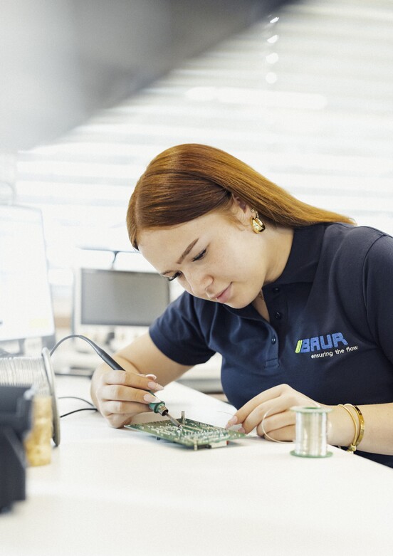 Lehrberufe Vorarlberg: Elektroniker:in | BAUR GmbH