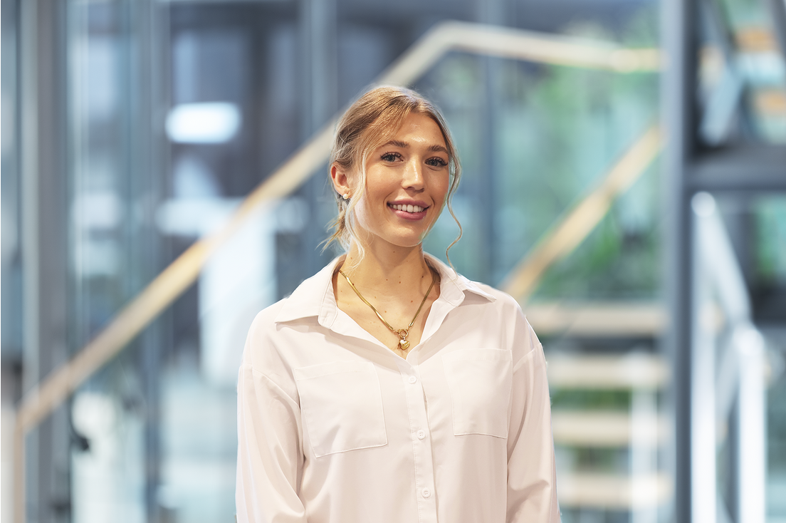 Karriere: Ansprechperson Alessa Hartmann | BAUR GmbH